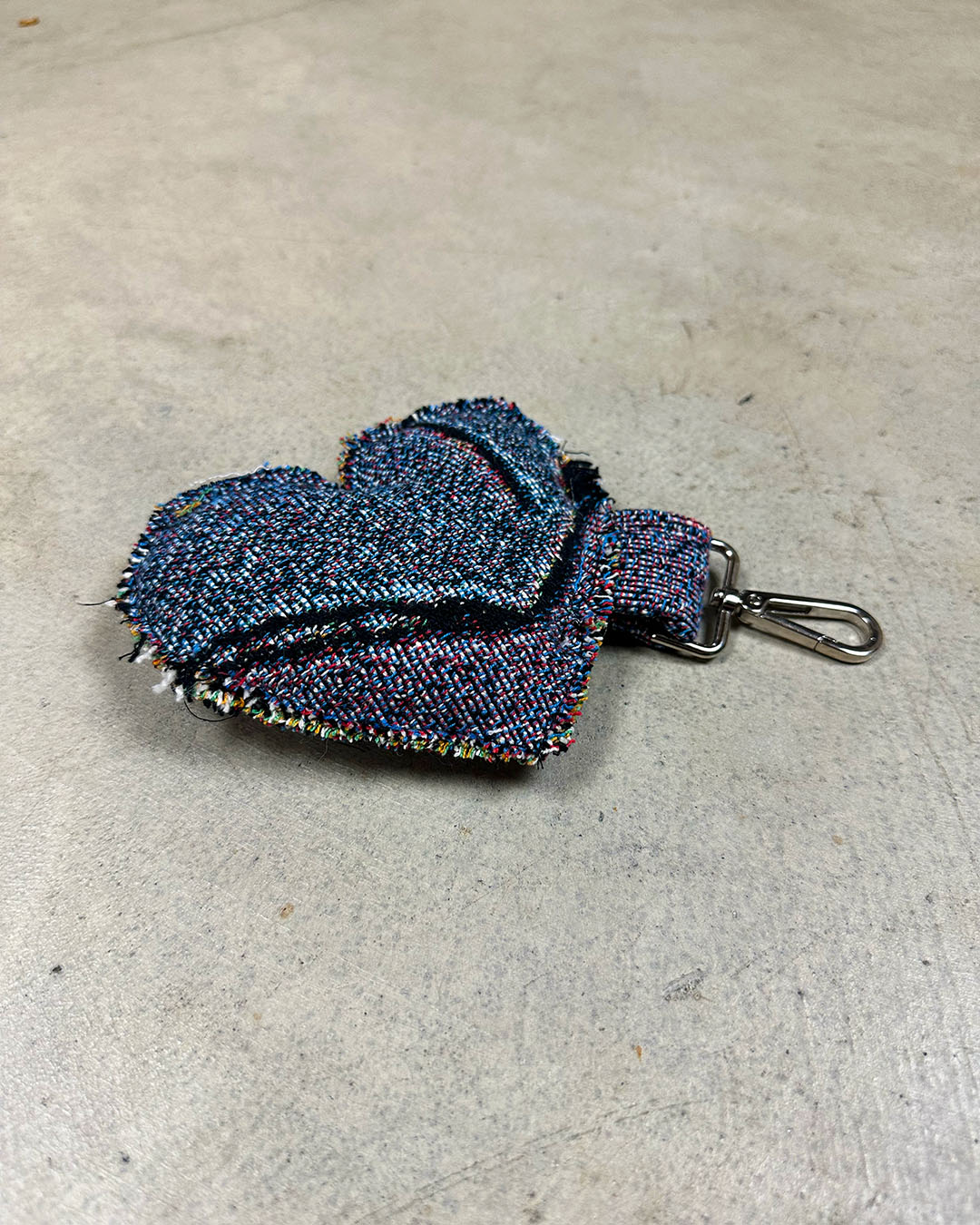 TAPESTRY HEART KEYCHAIN/BAG CHARM