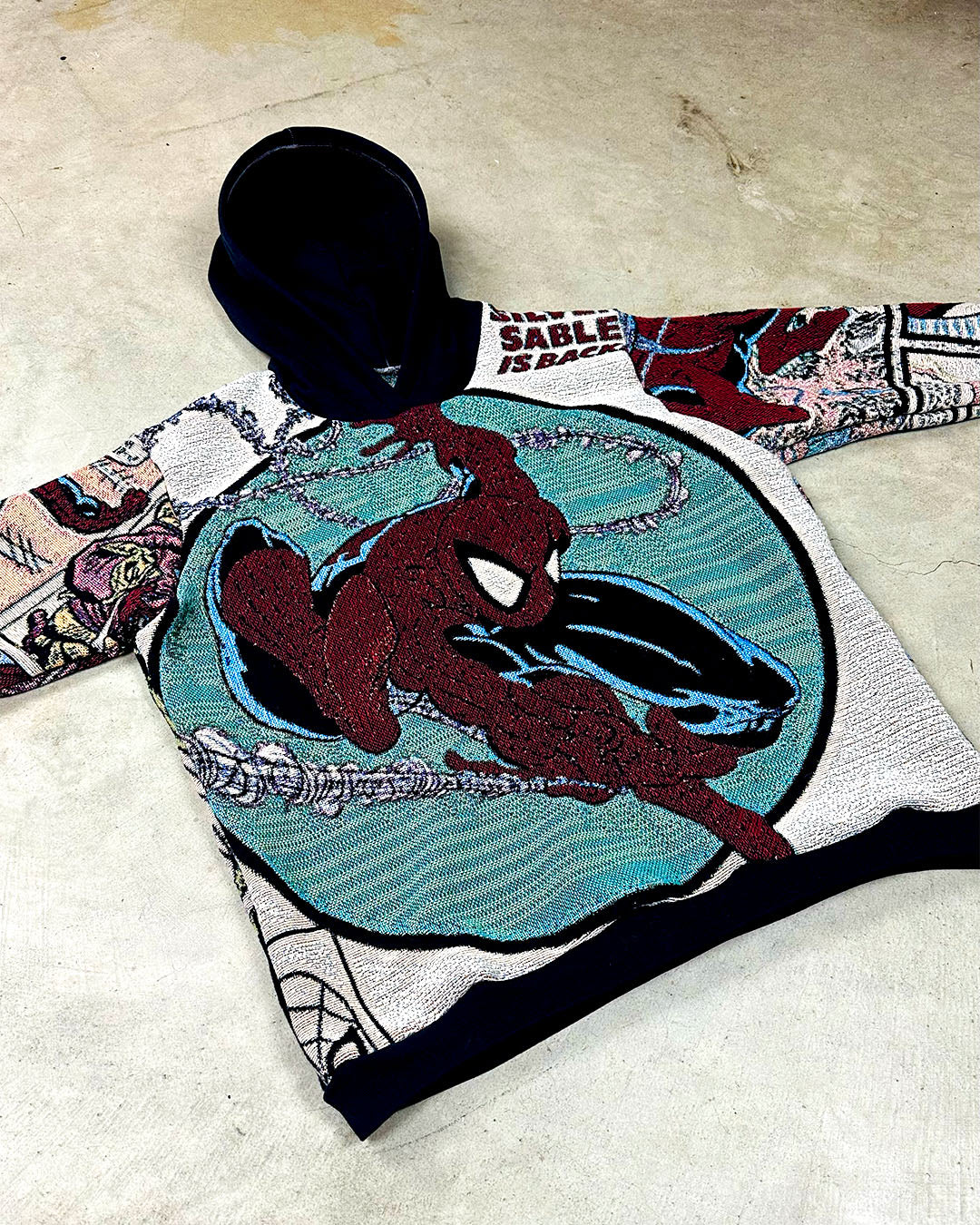 AMAZING SPIDERMAN TAPESTRY HOODIE