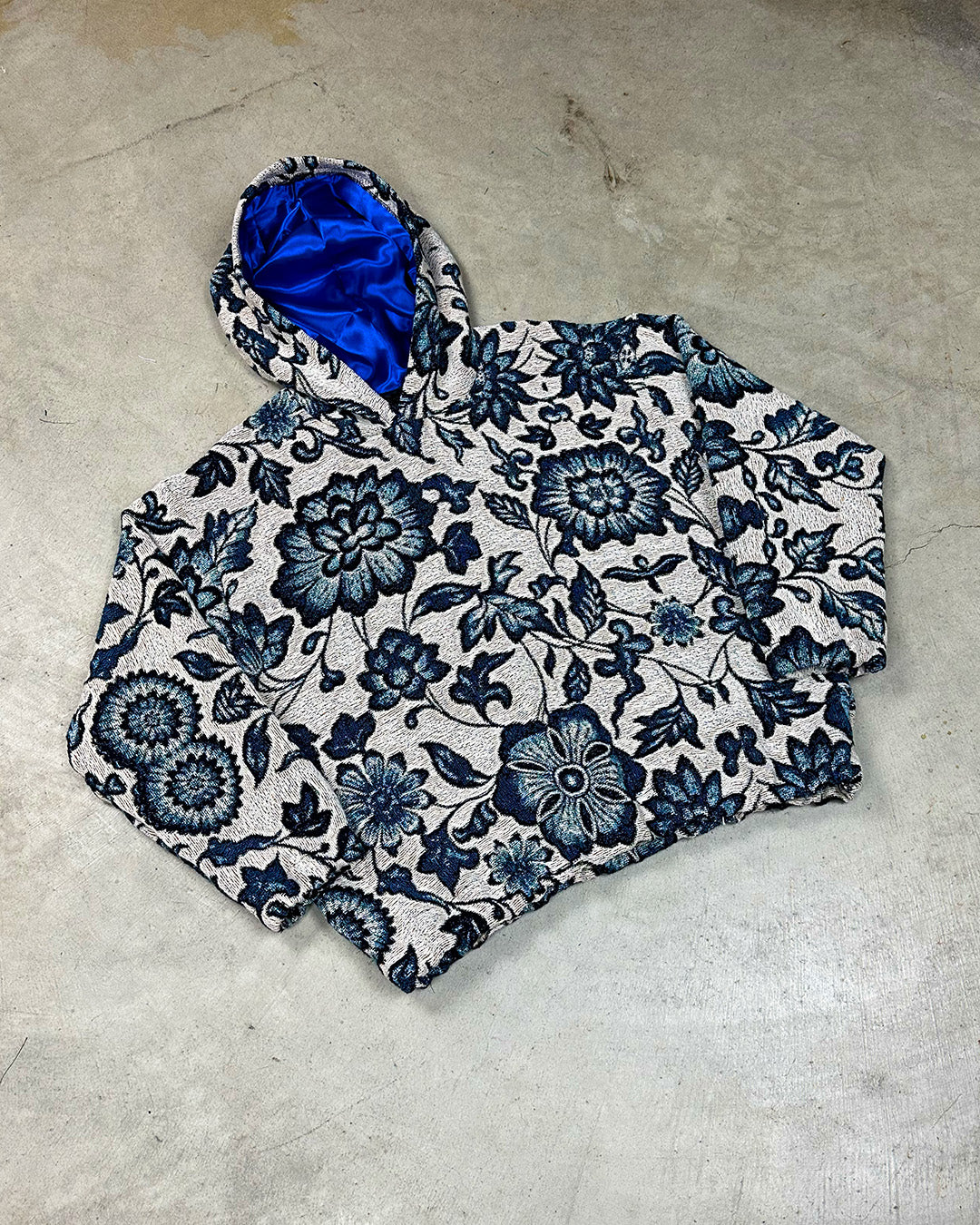 FINE CHINA TAPESTRY HOODIE