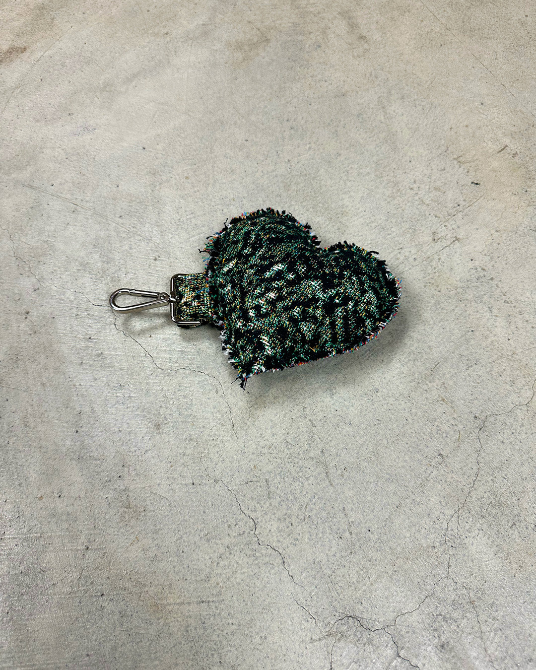 TAPESTRY HEART KEYCHAIN/BAG CHARM