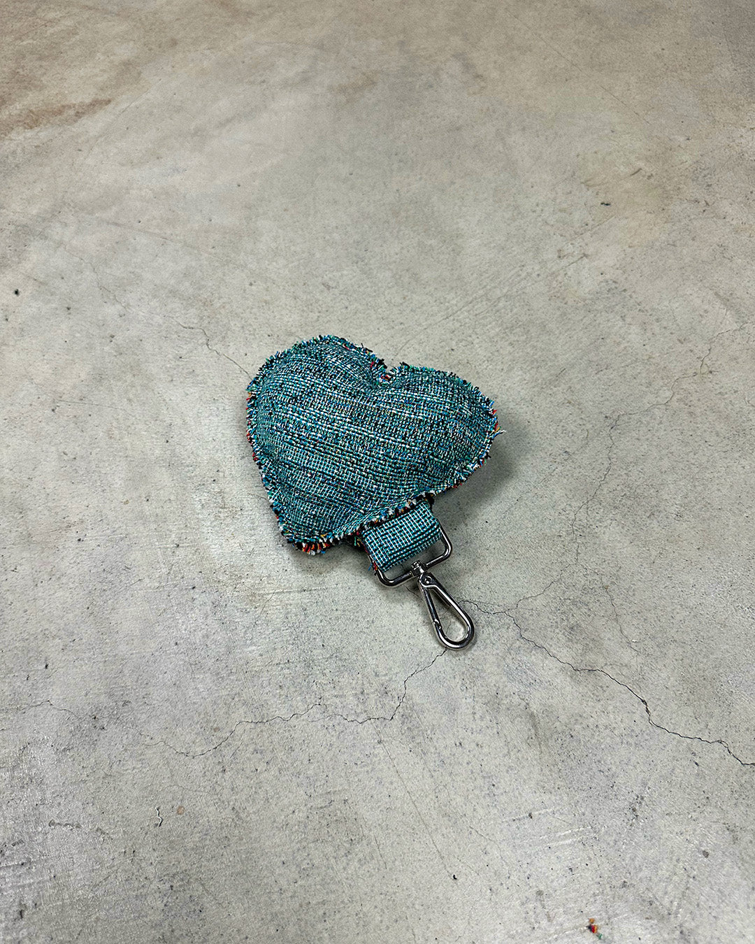 TAPESTRY HEART KEYCHAIN/BAG CHARM