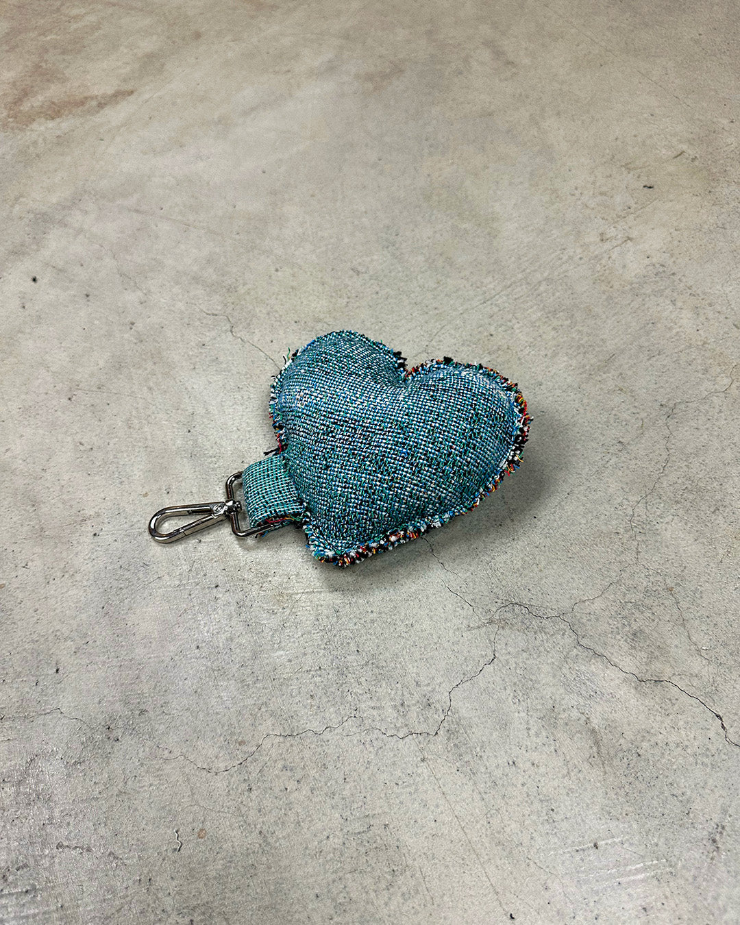 TAPESTRY HEART KEYCHAIN/BAG CHARM