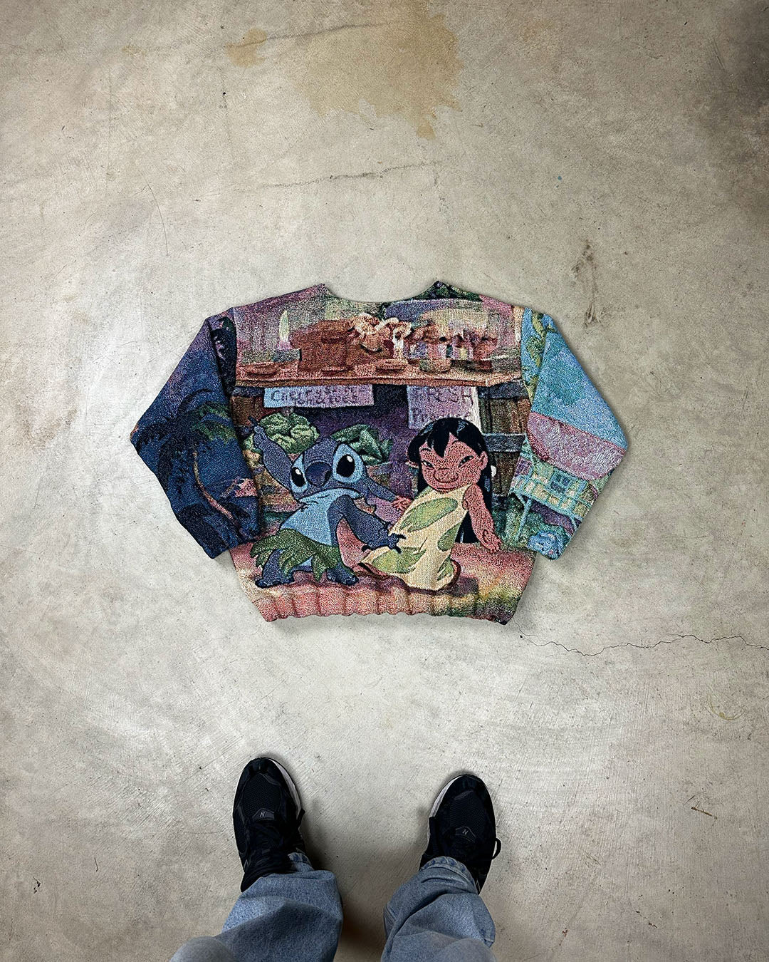 STITCH TAPESTRY CREWNECK