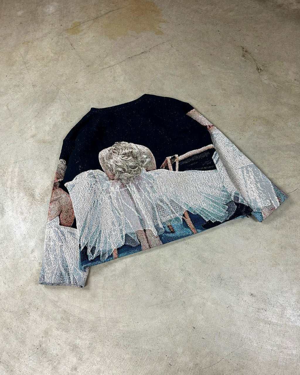MARILYN TAPESTRY CREWNECK (PRE ORDER)