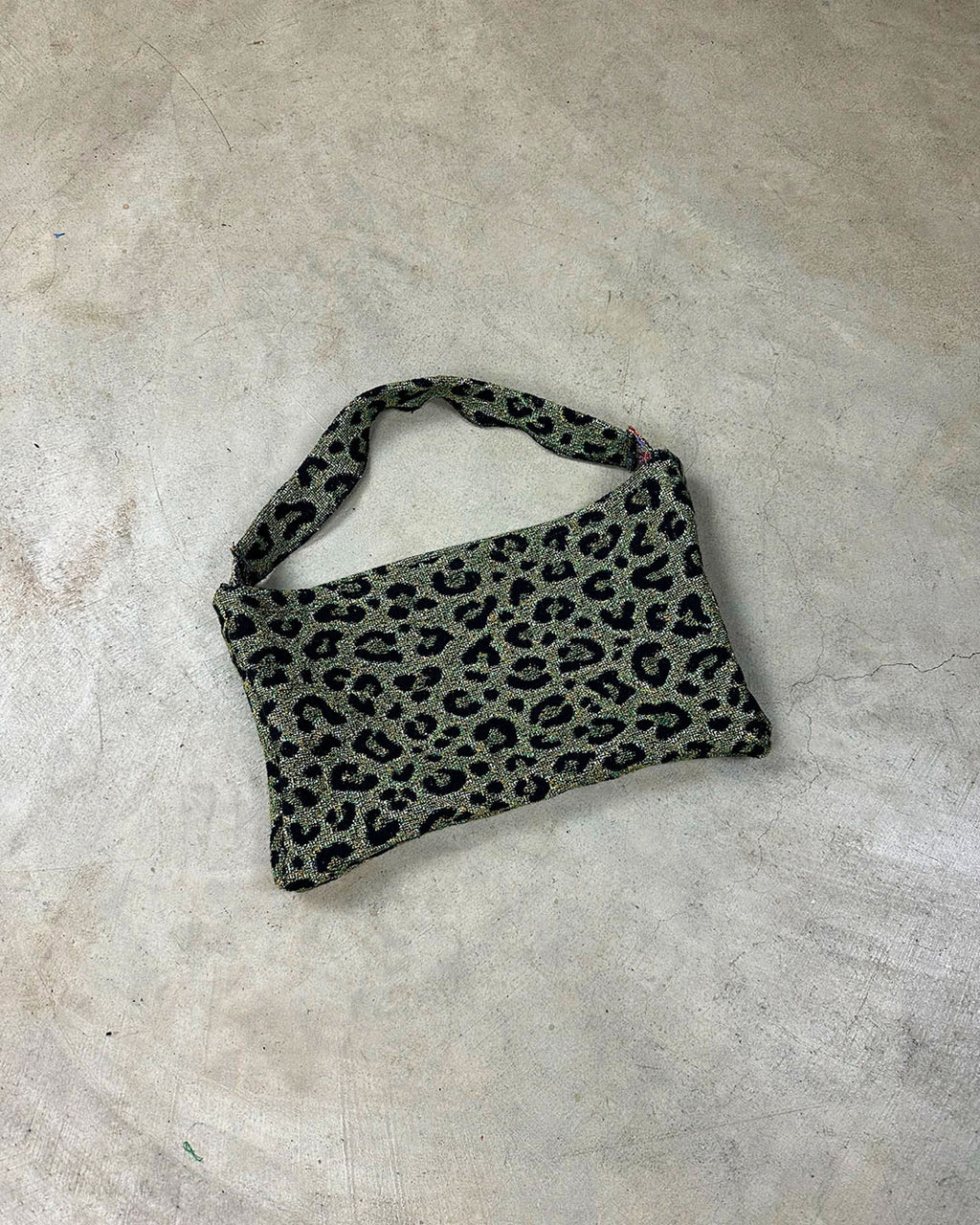 GREEN LEOPARD TAPESTRY BAG