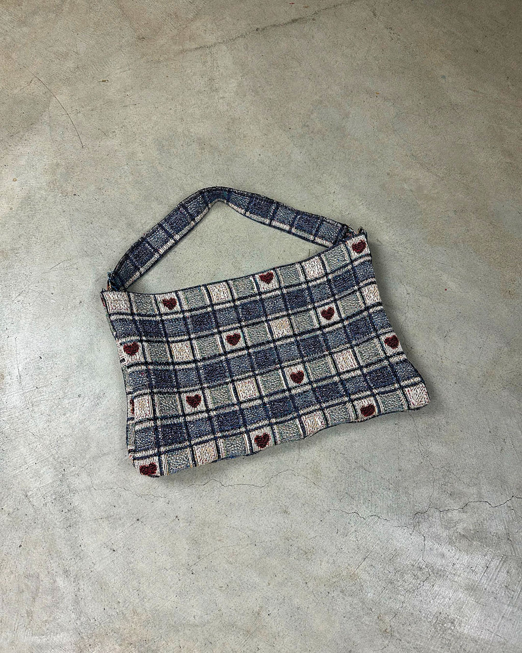 FLANNEL HEARTS TAPESTRY BAG