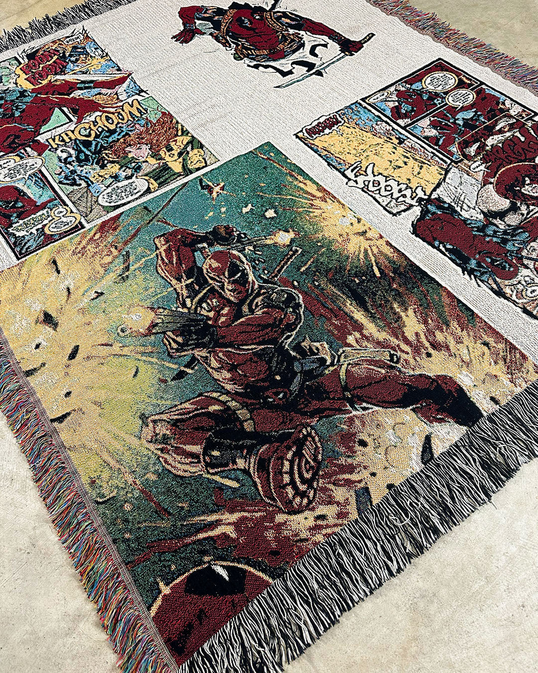 DEADPOOL TAPESTRY BLANKET