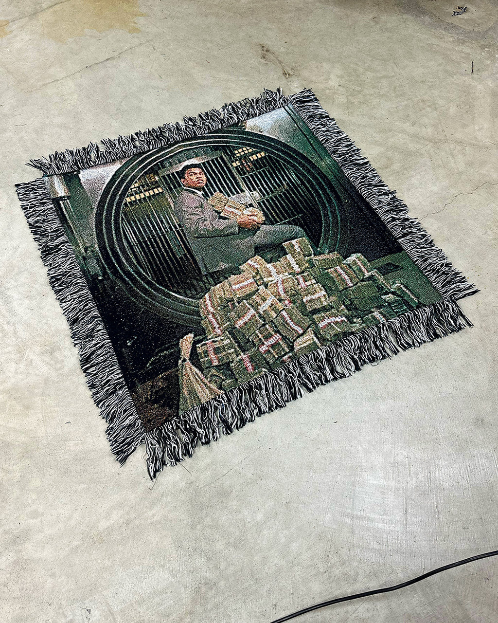 MUHAMMAD ALI TAPESTRY BLANKET / WALL HANGING 29"X28"